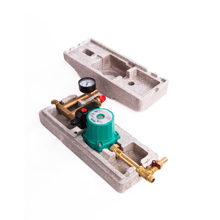 Solárny set s jedným plochým kolektorom 2,5 m² bez solárneho kábla a bez zásobníka