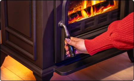 Liatinová pec na drevo MITRA 7 kW